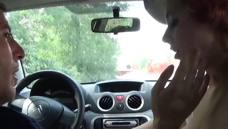 Slutty Italian Amateur Gets Facial Cumshot After Outdoor Fuck