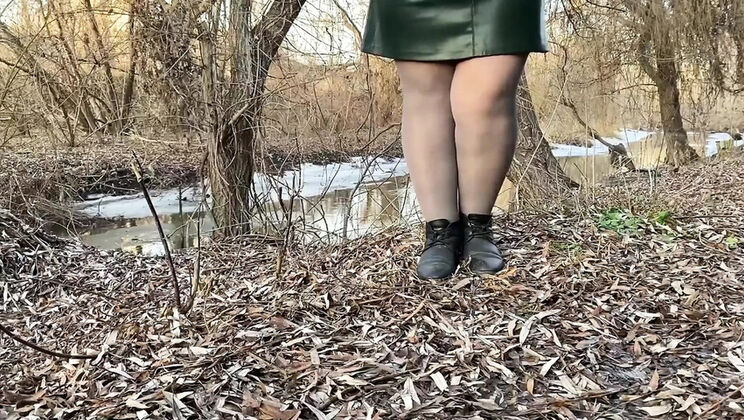 Warm Pissing MILF in Leather Skirt - Mature Ukrainian Mom Outdoor HD