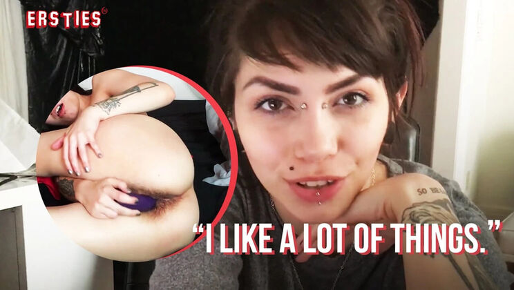 Canadian amateur Sloan gets wet and cums hard from fingering her hairy pussy