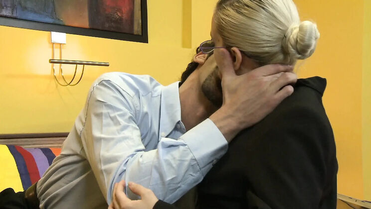 Small Hotel Party: Huge Tits MILF and Her Financial Advisor Fuck in Tiny Room