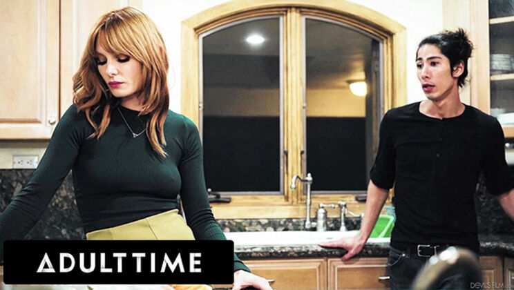 Lacy Lennon Hot Redhead Cheating Wife Sloppy Blowjob and Fucked Hard by Big Dick