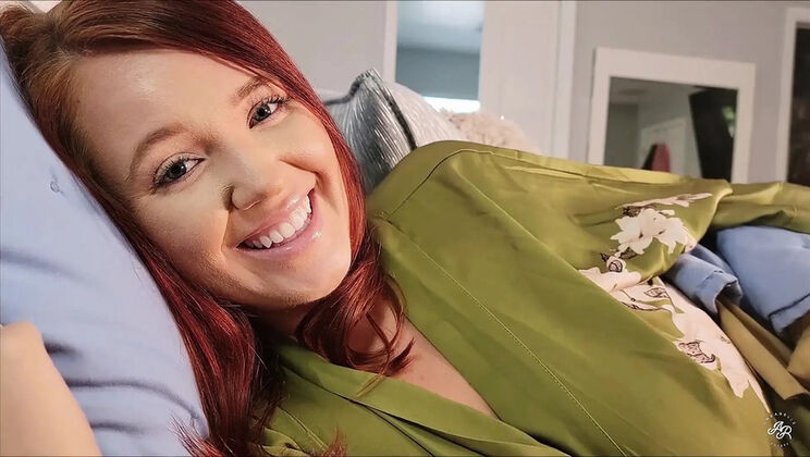 Secret Stepmom Affair: Redhead Annabelle Rogers Sneaky Solo Dildo Action & Romantic Kiss