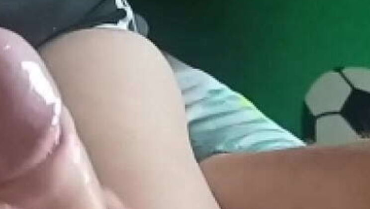 Colombian Stepdaughter Fucks Stepdad in In-Laws Bedroom - Yuliethgomez1 & Antonymartinez2 Amateur Sex