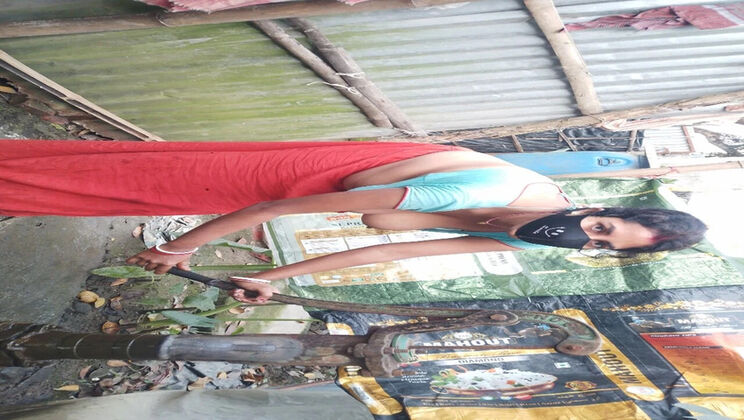 Sexy Indian Bhai Outdoor Fuck with Hot Desi Aunty - Homemade Pool Sex and Doggy Style