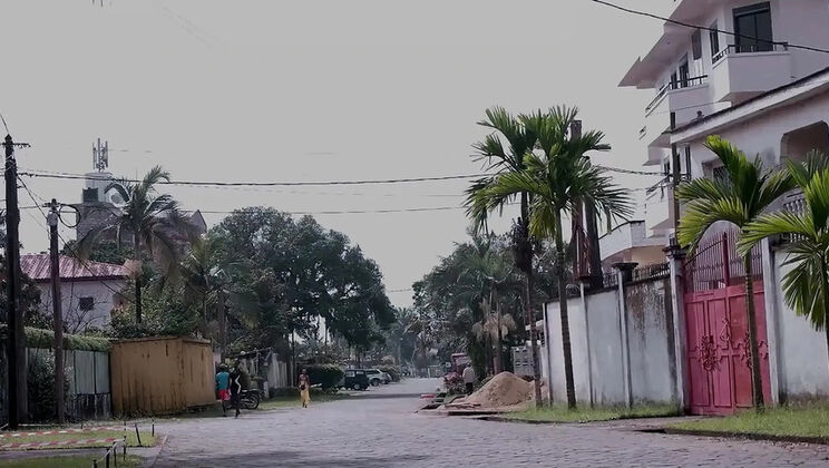 Big Tits Marriage Counselor Threesome - Hot Black MFM Doggy Style