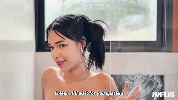 My Girlfriend Paisa Squirts Her Juices All Over My Face - Hot Latina Lesbian Action