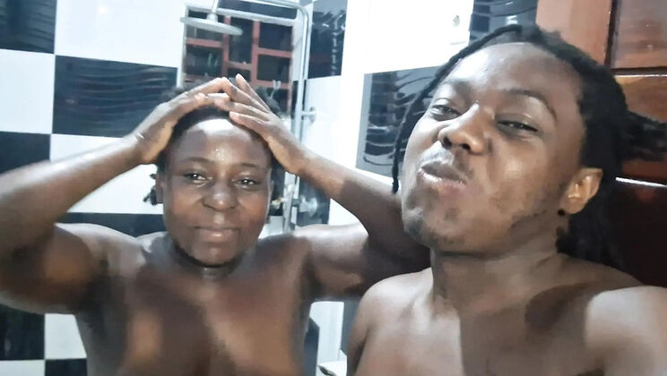 Indian Aunty Loves Hard Fucking in Shower - Amateur BBW Couple Bath Sex