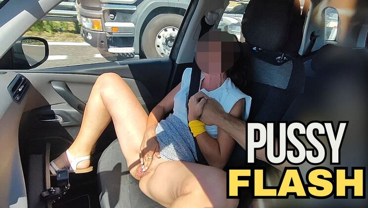 Amateur Teacher Miss Creamy Squirting Orgasm in Car Public Sex