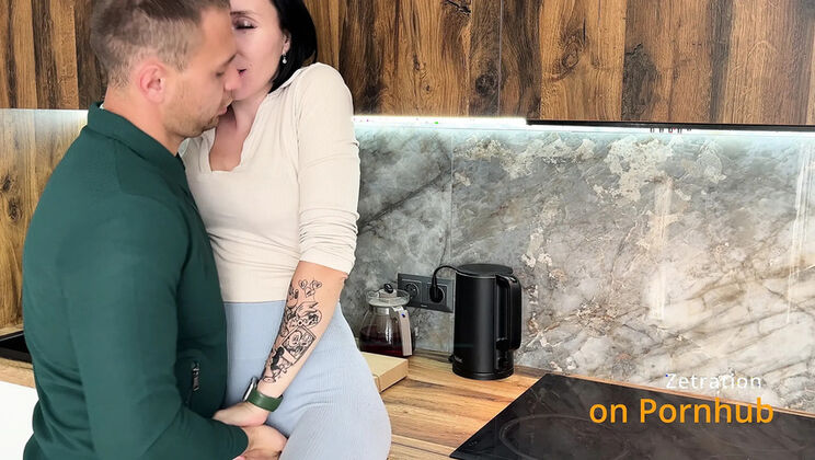 Pizza Delivery Girl Seduced By Trader - Hot Ukrainian MILF POV Blowjob & Doggystyle Fuck