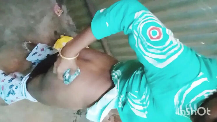 Bengali Boy Fucks Odisha Contractor's Daughter in Labor Room - Desi Village Sex
