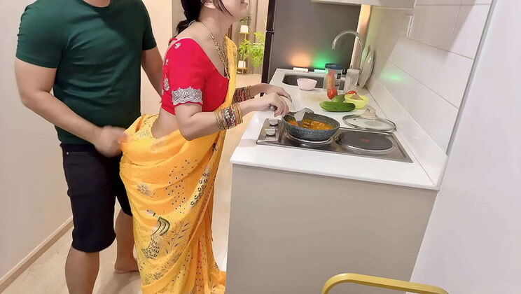 Indian Wife Big Ass Homemade Cooking - Horny Teen Creampie