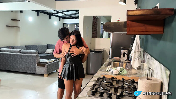 Step Sister Night Sex - Quiet Fucking With Big Ass Colombian 18 Year Old