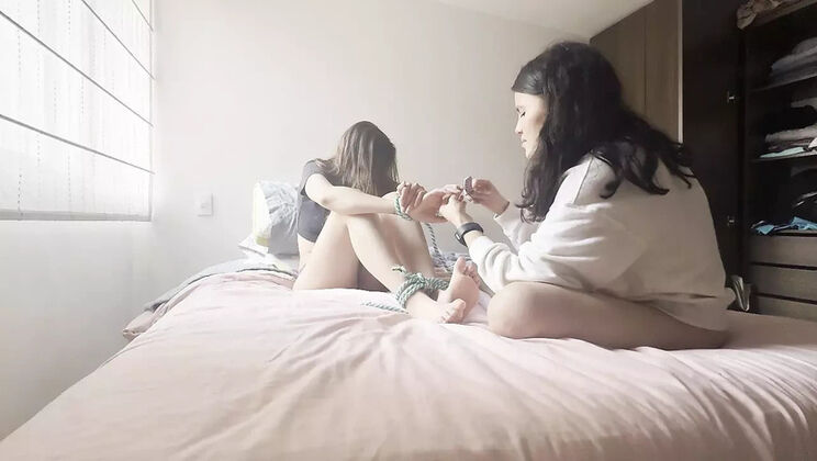 Scarlettandc Lesbian Domination: Petite Latina Teaches Submissive Slave Tied Up in Homemade HD