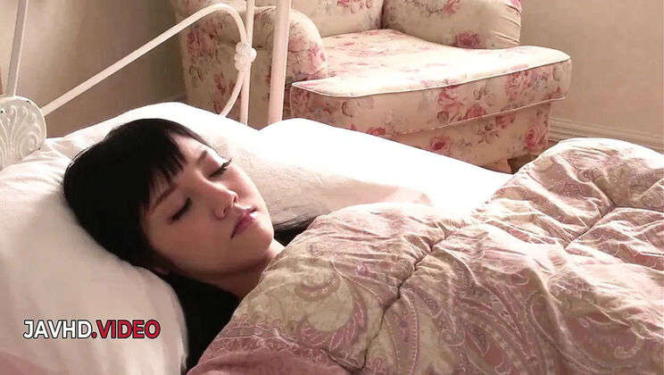 Rei Mizuna Hot Threesome Blowjob - Wild Asian Teen Hardcore JAV Uncensored