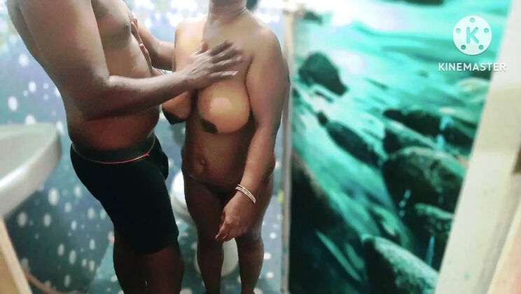 Tamil Bhabhi Mouth Fucking - Desi Bhabhi Deep Throat & Cum Swallow for Brother in Law