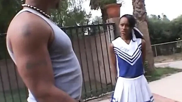 Exciting Blowjob with Amateur Granny Aleia Tyler and Devlin Weed