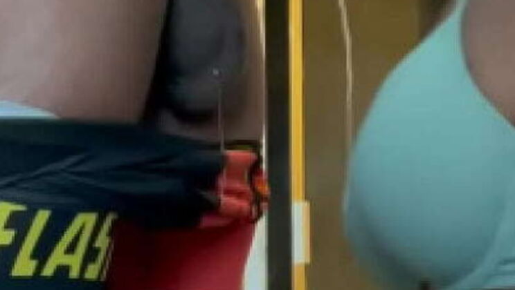 Mrs Feedme Gives Eastsidehuncho Sloppy No Hands Blowjob & Facial Cumshot