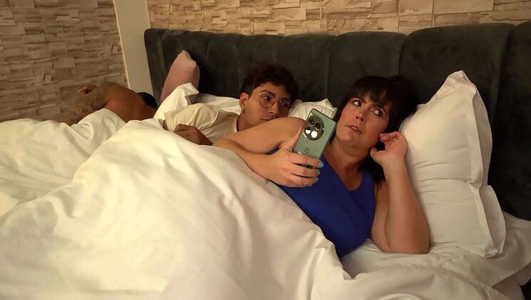 Big Ass Stepmom Shares Bed With Stepson - Thiago Lopez Fucks Montse Swinger