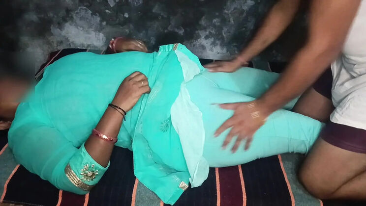 Desi Aunty Fucked Hard in Bedroom While Resting - Hindi Audio