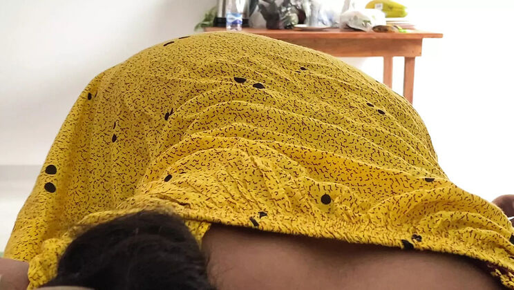 Arabicqueen Sri Lankan Teen Shows Tight Pussy and Ass During Blowjob Training in Homemade HD Video