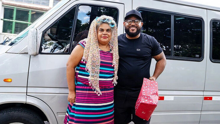 BBW Mature MILF Gets a Special Invitation for Van Sex - Blowjob & Doggy Style