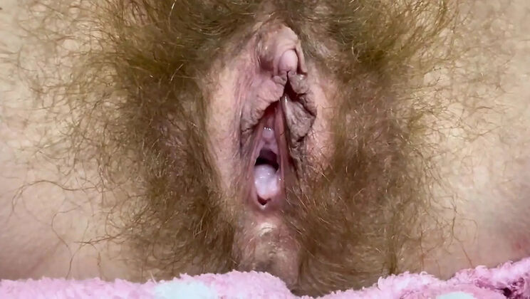 Amateur Hairy Pussy Close-Up: Cuteblonde666 Rubs Her Big Clit Until Intense Orgasm
