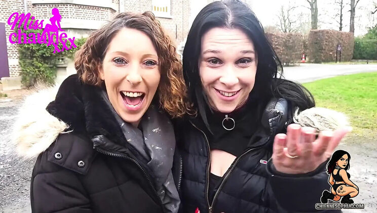 Hard Bukkake Blowjob with Chienne Sophia - Amateur French Cum Swallowing & Big Natural Tits