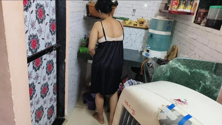 Desi Newly Married Couple First Time Romance - Hindi Audio Blowjob & Hot Kitchen Sex