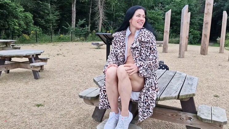 Nicky Brill Outdoor Pussy Close Up & Peeing - Amateur MILF Public Nudity